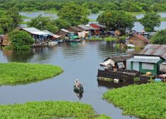 schwimmendes Dorf in Kambodscha