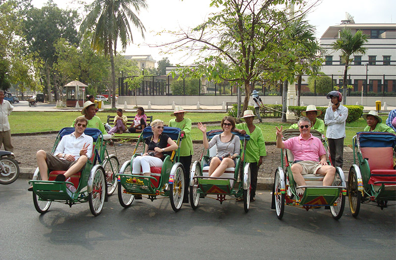 cyclo tour Phnom Penh