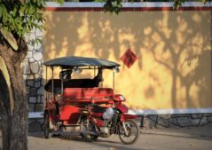 travelling around the angkor wat temple of cambodia 