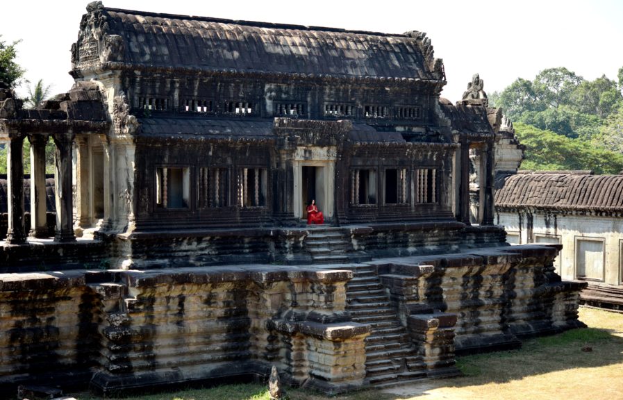 vaccinations for cambodia, angkor wat ruins