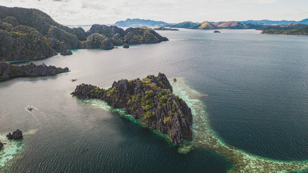 Travel to the Islands of Palawan,Phillipines