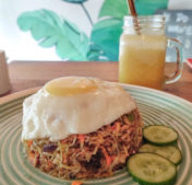 Egg kottu - Food in Sri Lanka