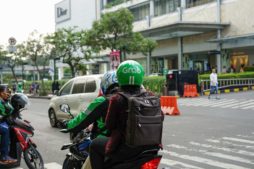 motorbikes in vietnam - travelling in vietnam